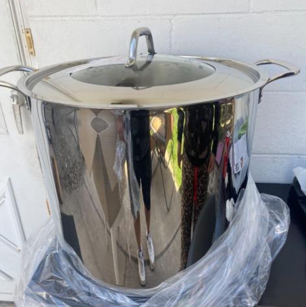 Stockpot new 60-qt big great for tamalera